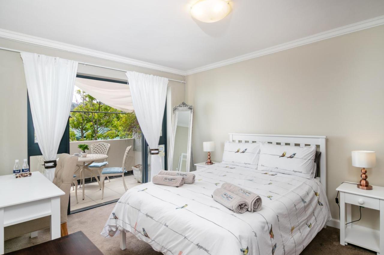 Blue Moon Apartments クニスナ エクステリア 写真
