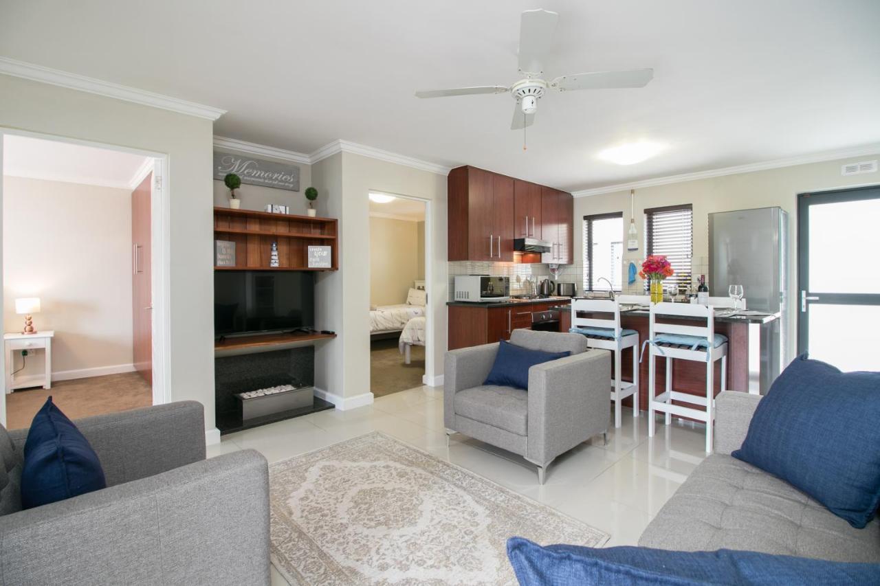 Blue Moon Apartments クニスナ エクステリア 写真